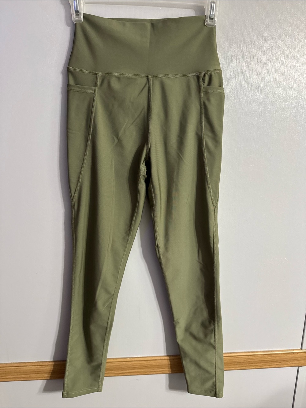 Sage Collective Olive Green Leggings Women's Activewear Size Small